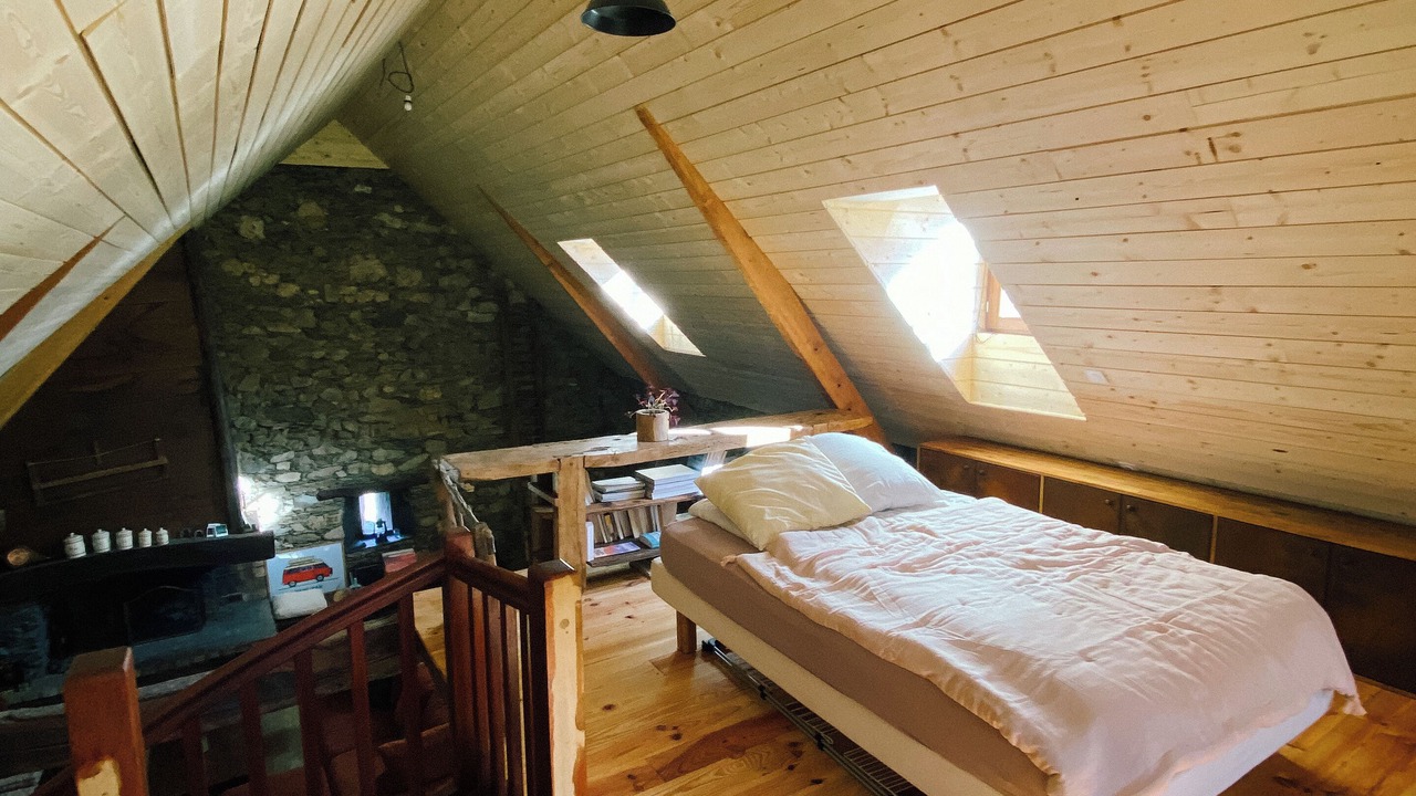Photo of Bedroom in Ouste