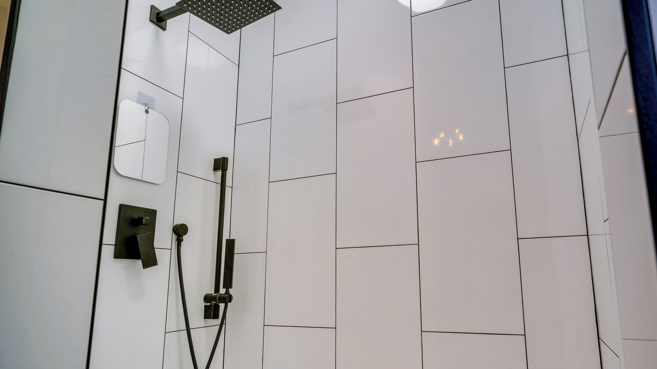 Photo of Bathroom in Highlands - Perkins