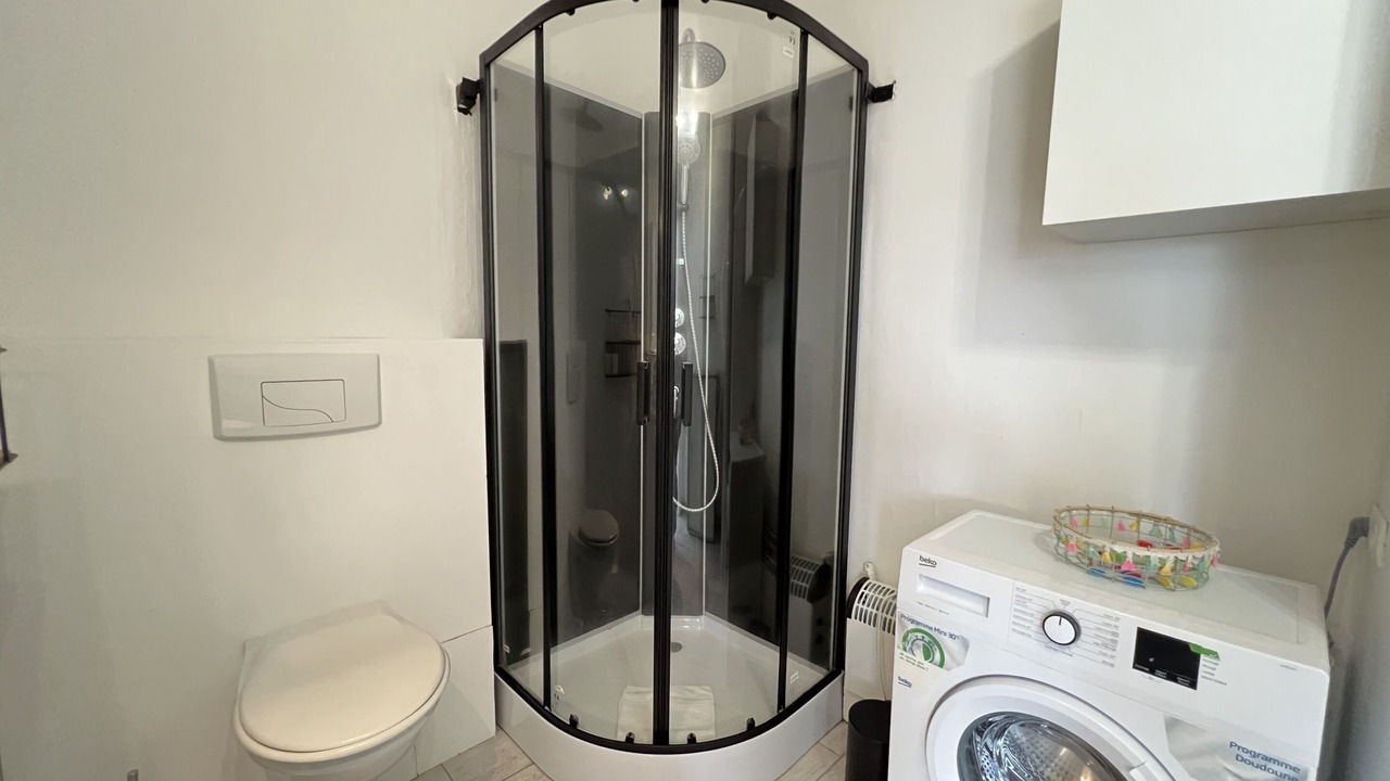 Photo of Bathroom in Port