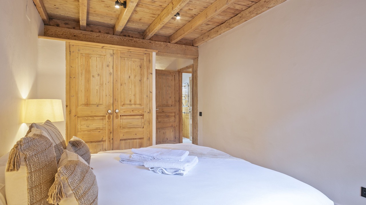 Photo of Bedroom in Garos