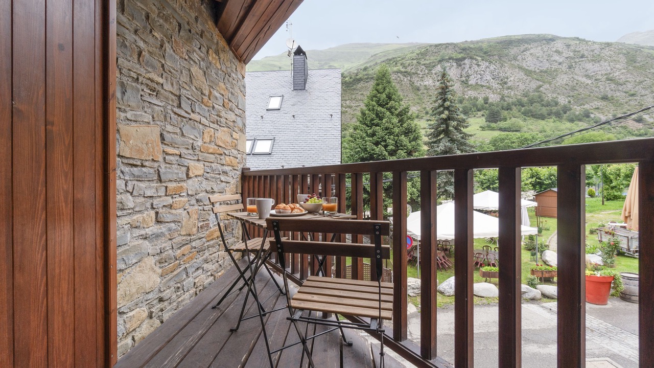 Photo of Outdoor in Arties