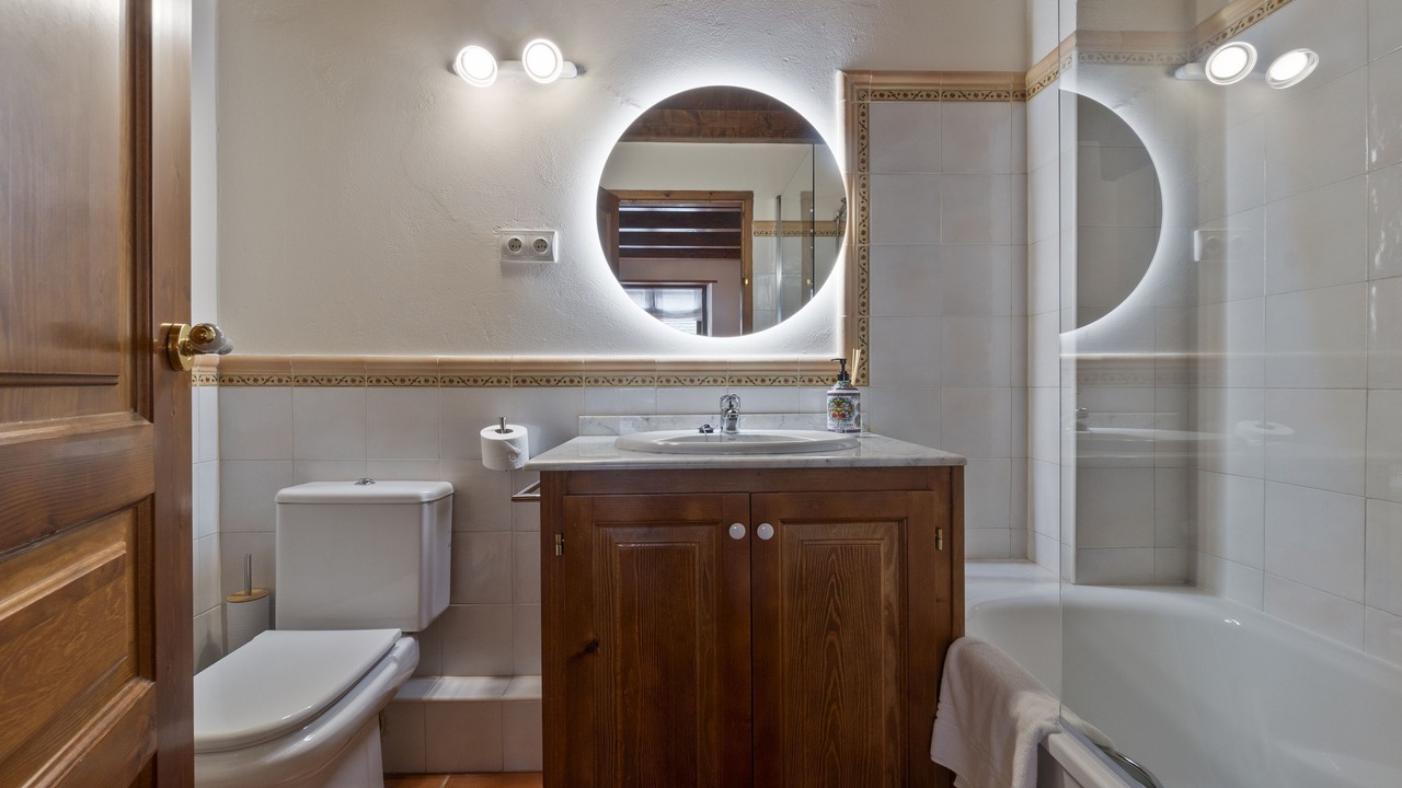 Photo of Bathroom in Arties