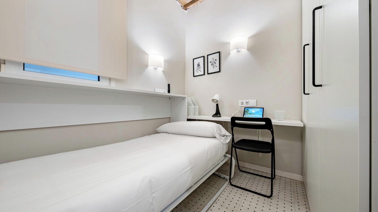 Photo of Bedroom in Sants-Badal