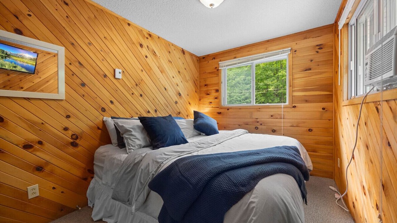 Photo of Bedroom in Blue Sea