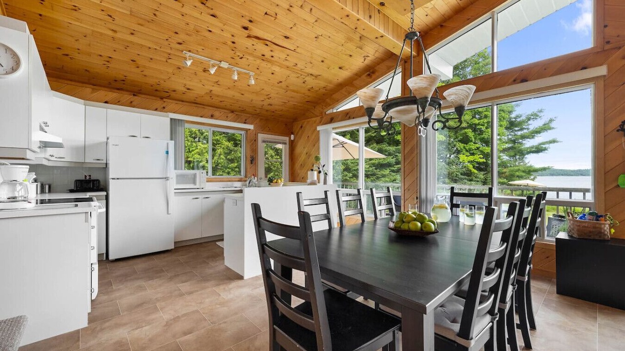 Photo of Kitchen in Blue Sea
