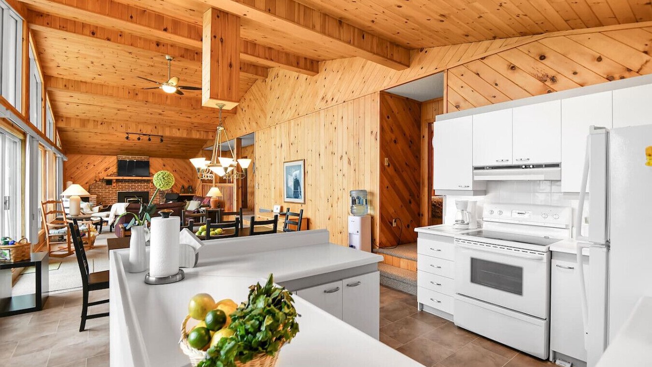Photo of Kitchen in Blue Sea