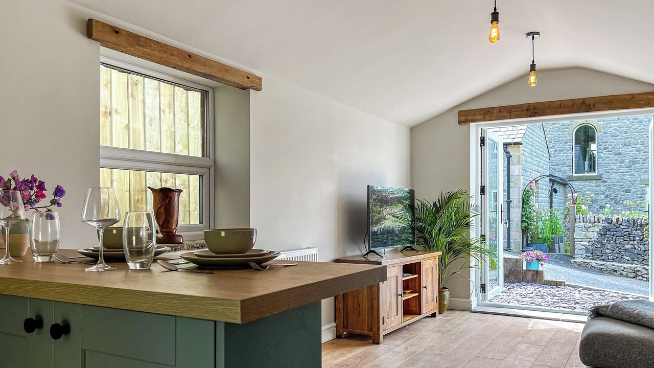 Photo of Others in Blackwell in the Peak