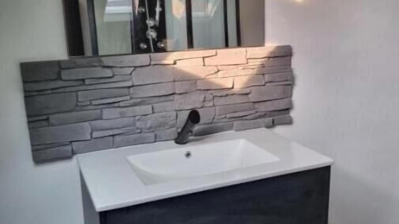 Photo of Bathroom in Forges-les-Eaux