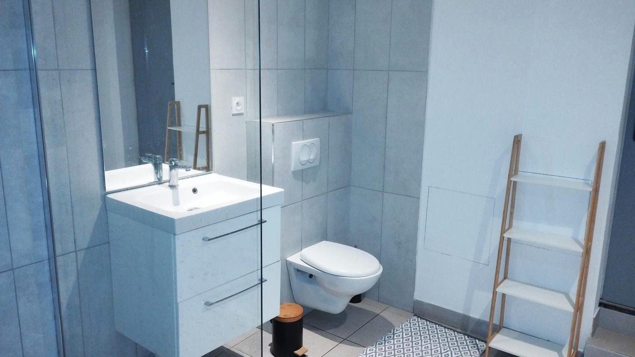 Photo of Bathroom in Poste