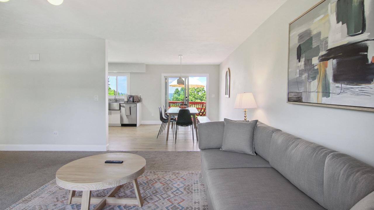 Photo of Livingroom in South Hill