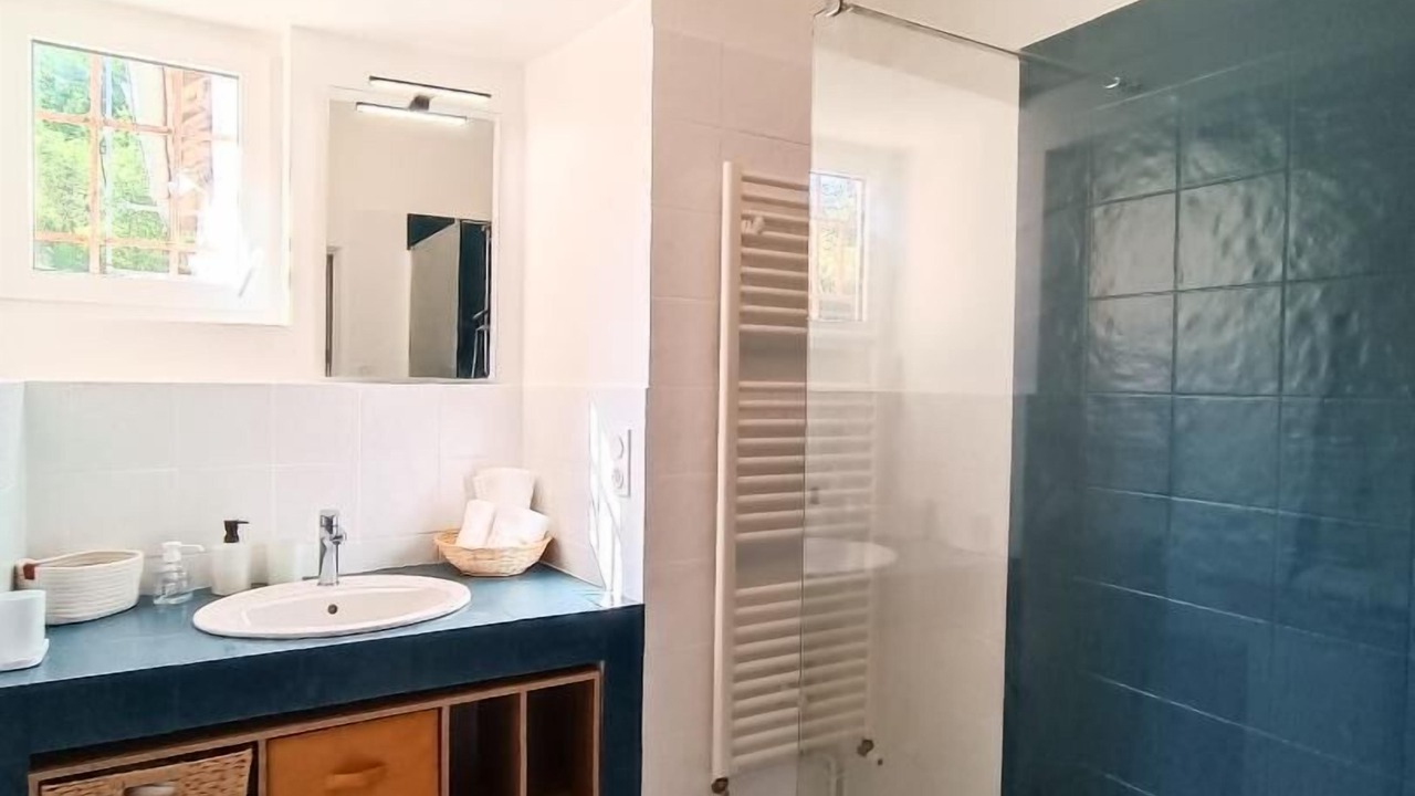 Photo of Bathroom in Gourdon