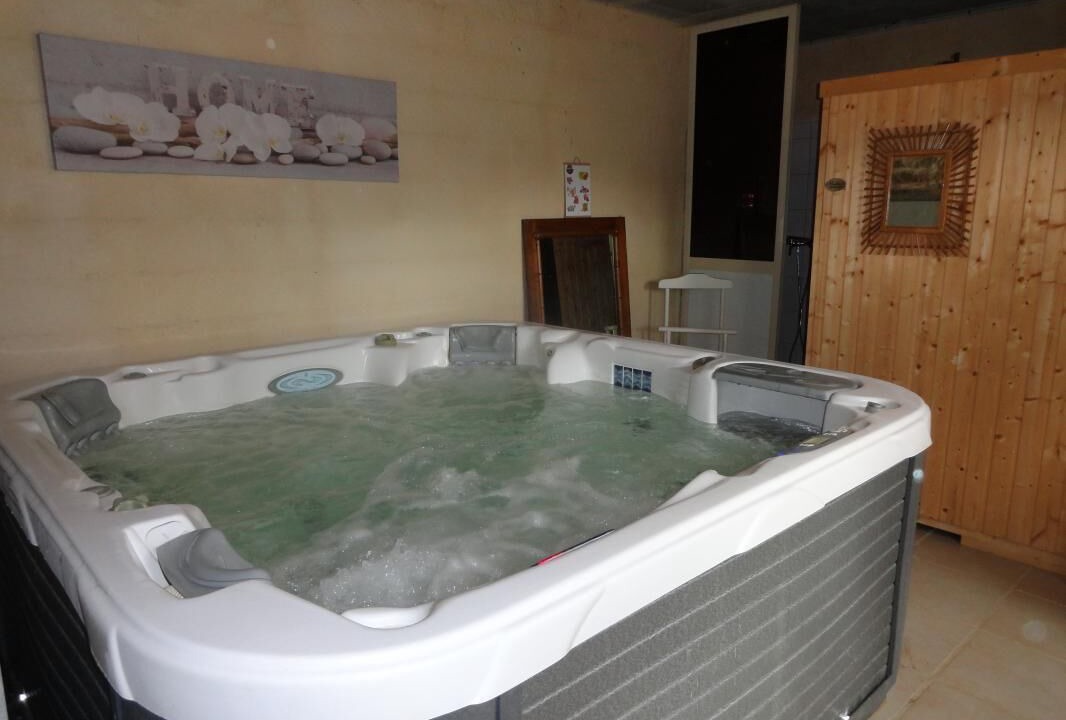 Photo of Others in Les Junies