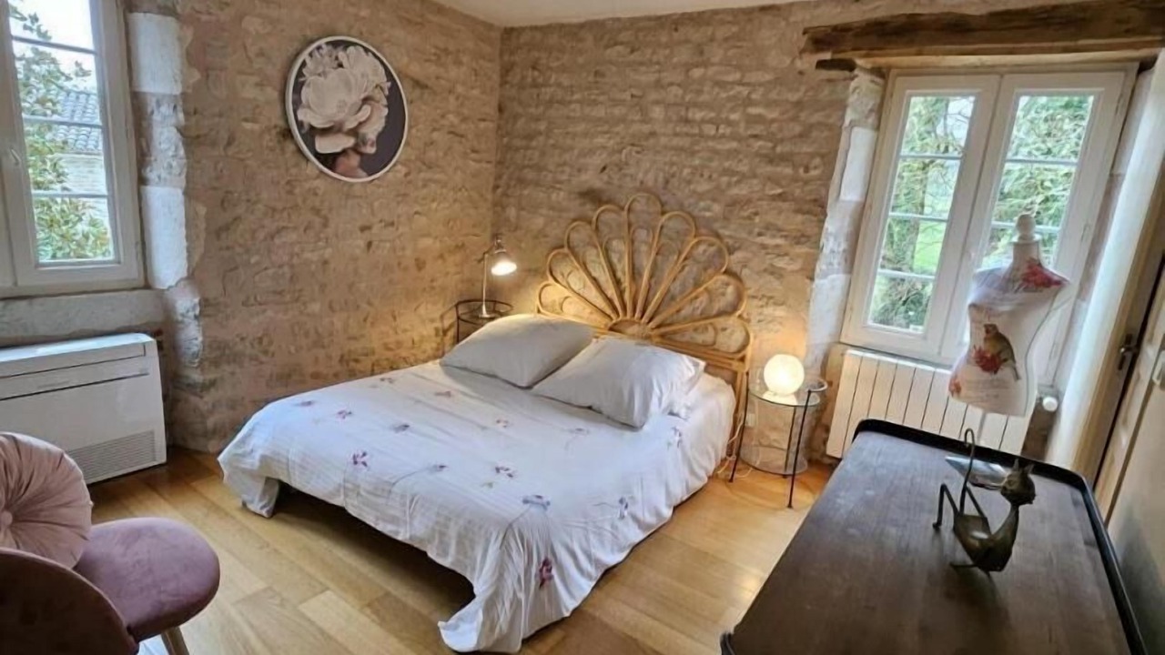 Photo of Bedroom in Les Junies