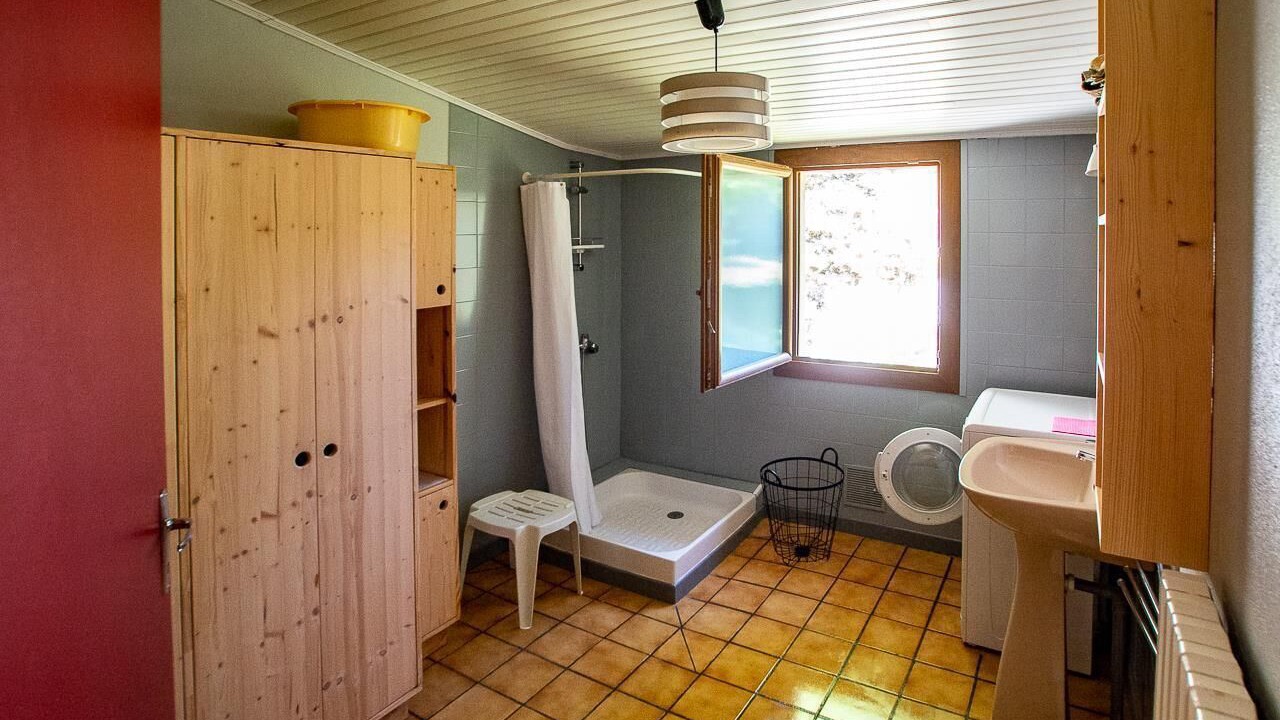 Photo of Bathroom in Belmontet