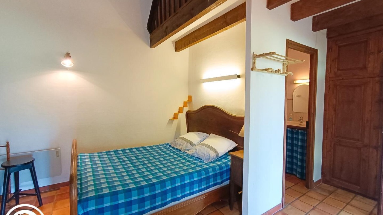 Photo of Bedroom in Mayrac