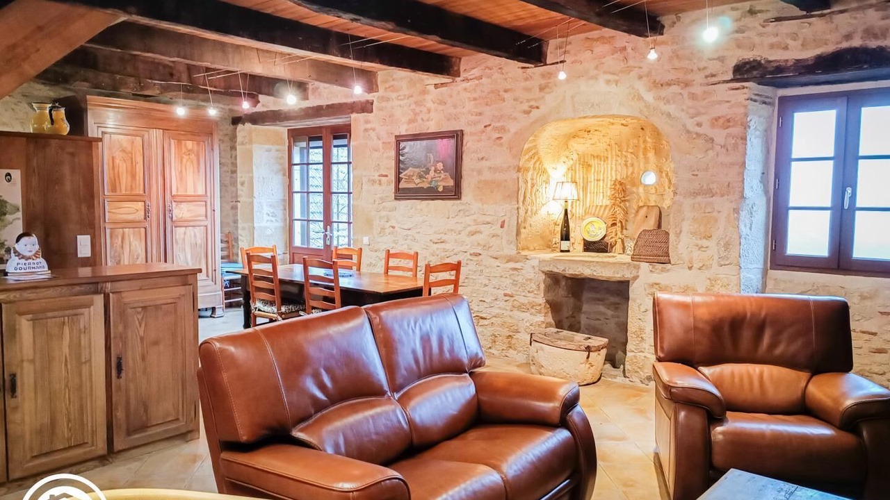 Photo of Livingroom in Saint-Michel-Loubejou