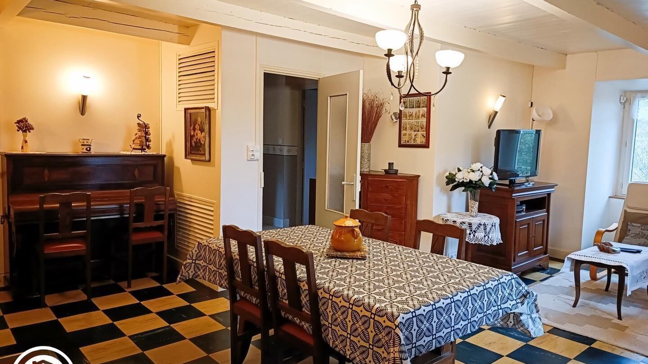 Photo of Others in Grezels