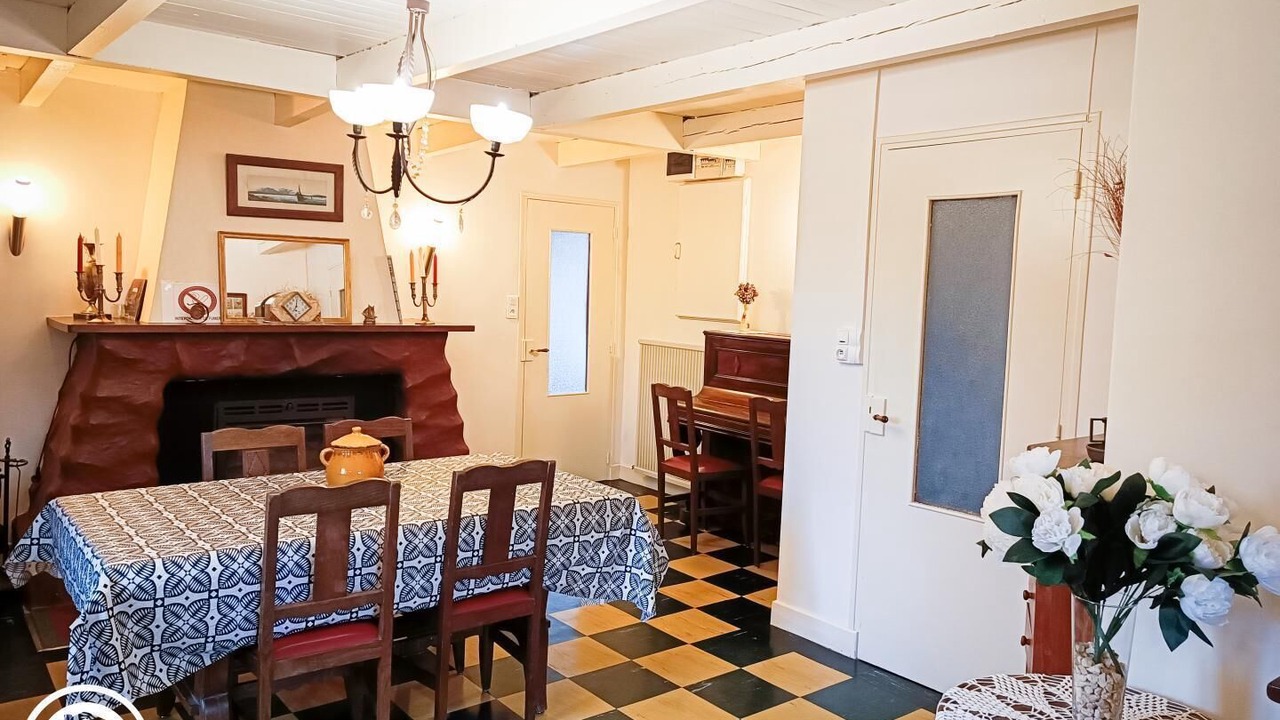 Photo of Others in Grezels