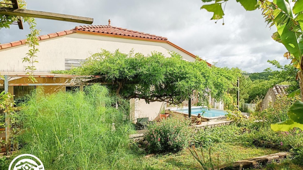 Photo of Outdoor in Villeseque