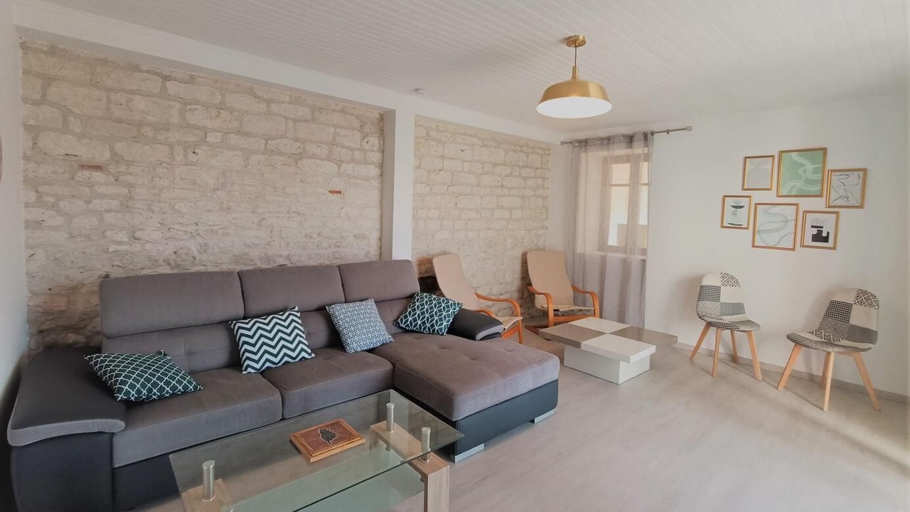 Photo of Livingroom in Lascabanes