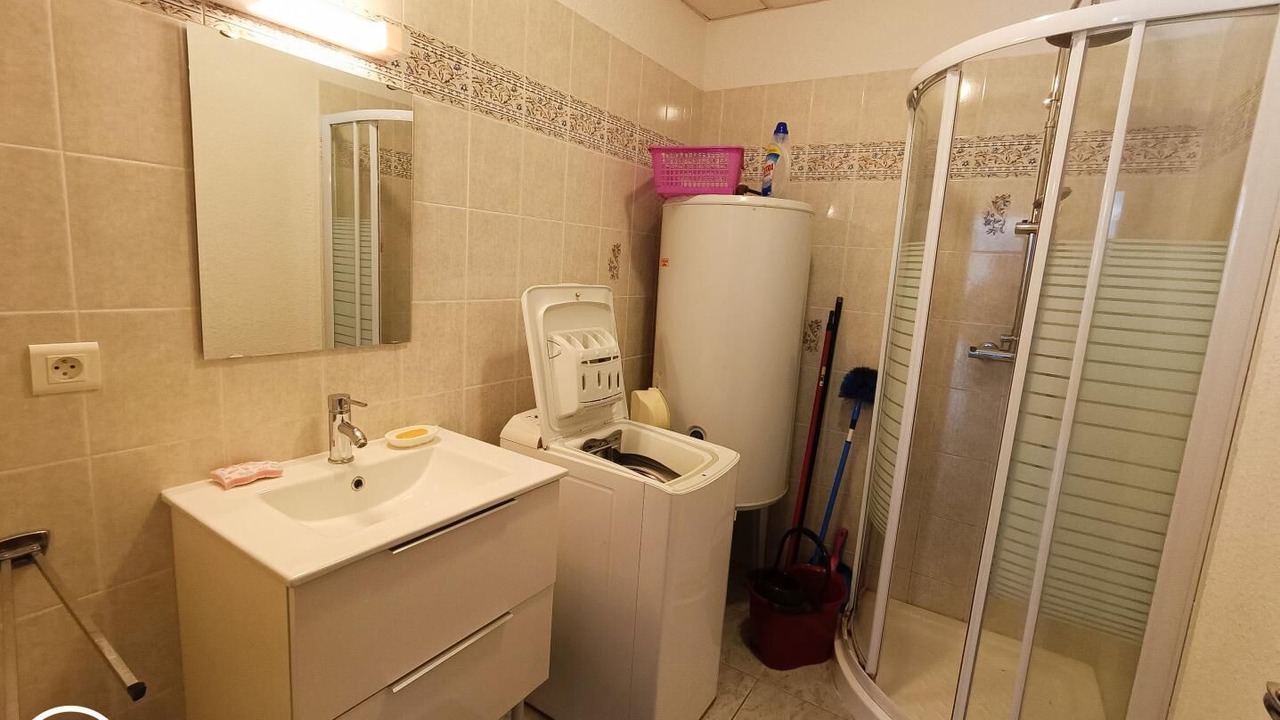 Photo of Bathroom in Montcuq