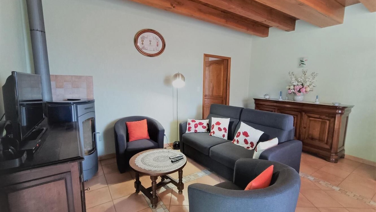 Photo of Livingroom in Cezac