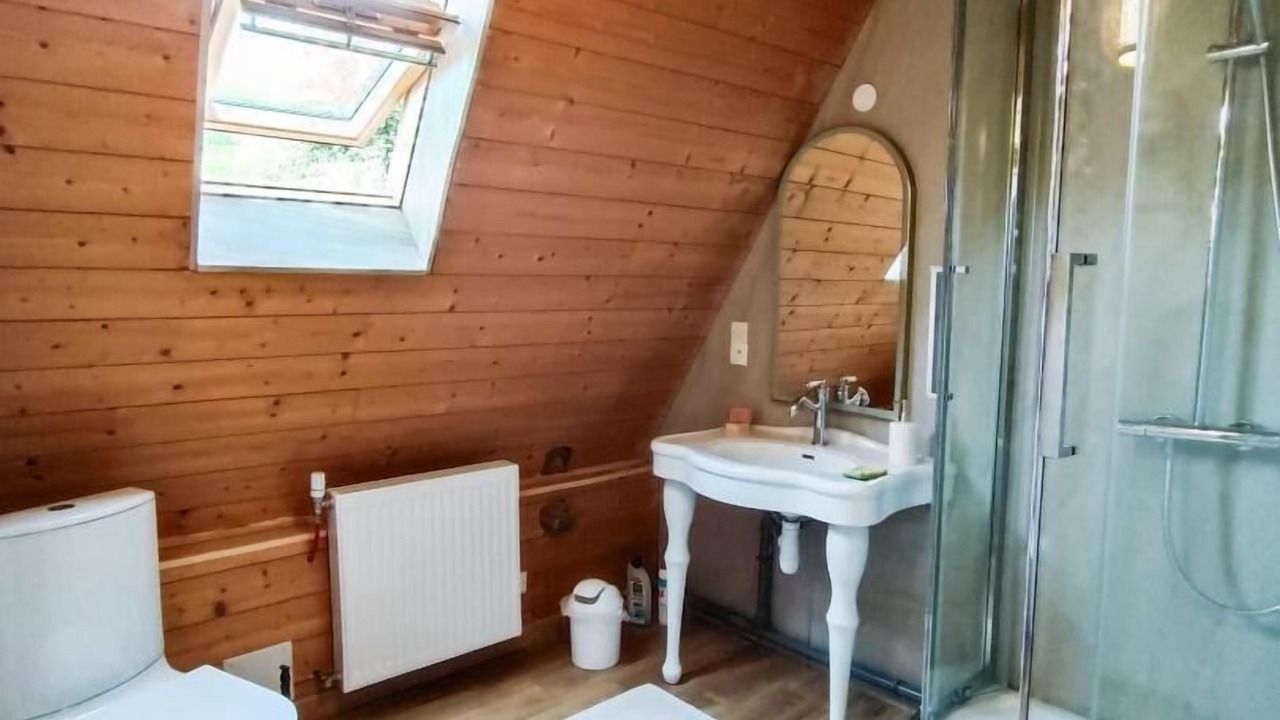 Photo of Bathroom in Corn
