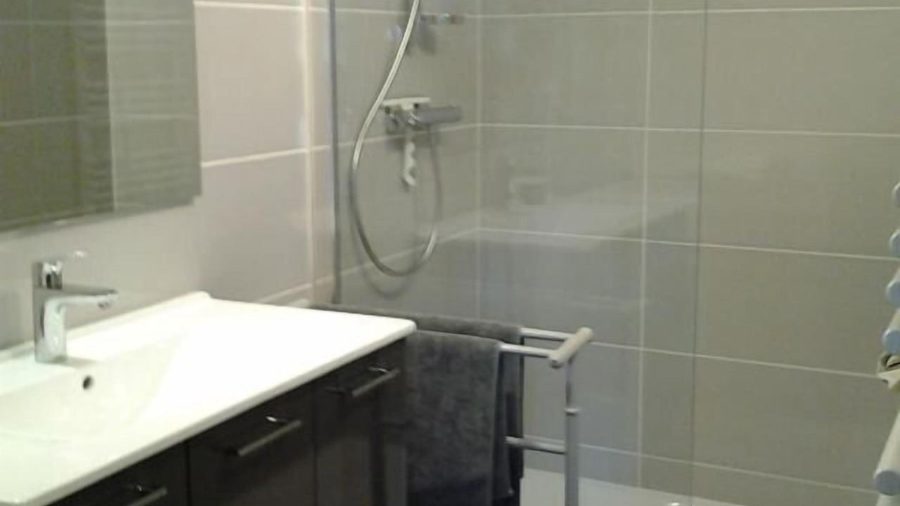 Photo of Bathroom in Varaire