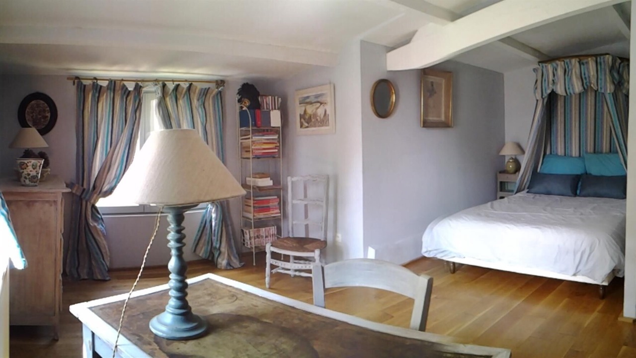 Photo of Bedroom in Varaire