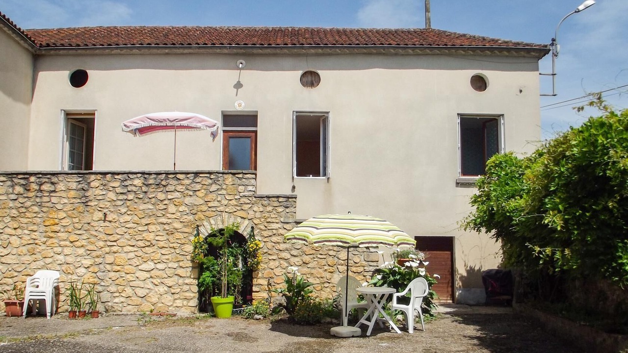 Photo of Outdoor in Albas