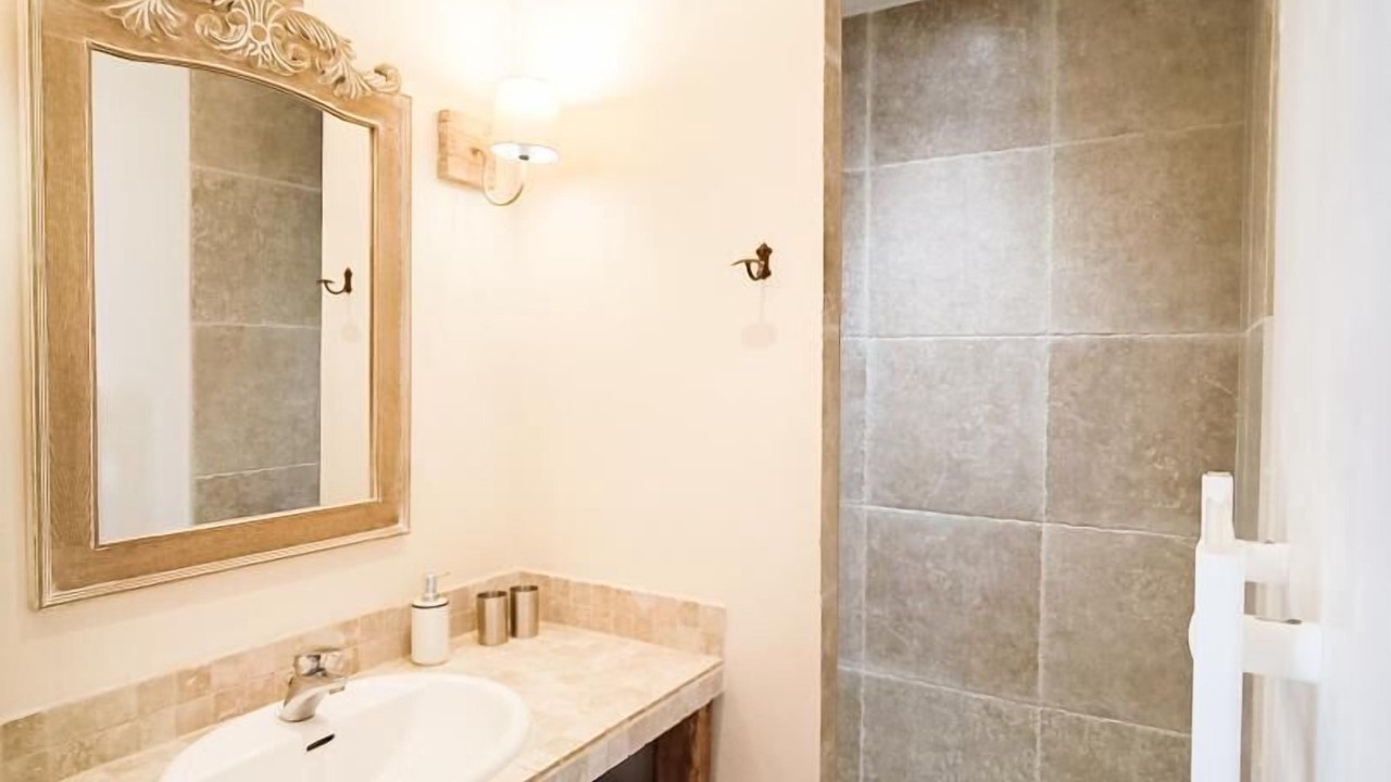 Photo of Bathroom in Gignac