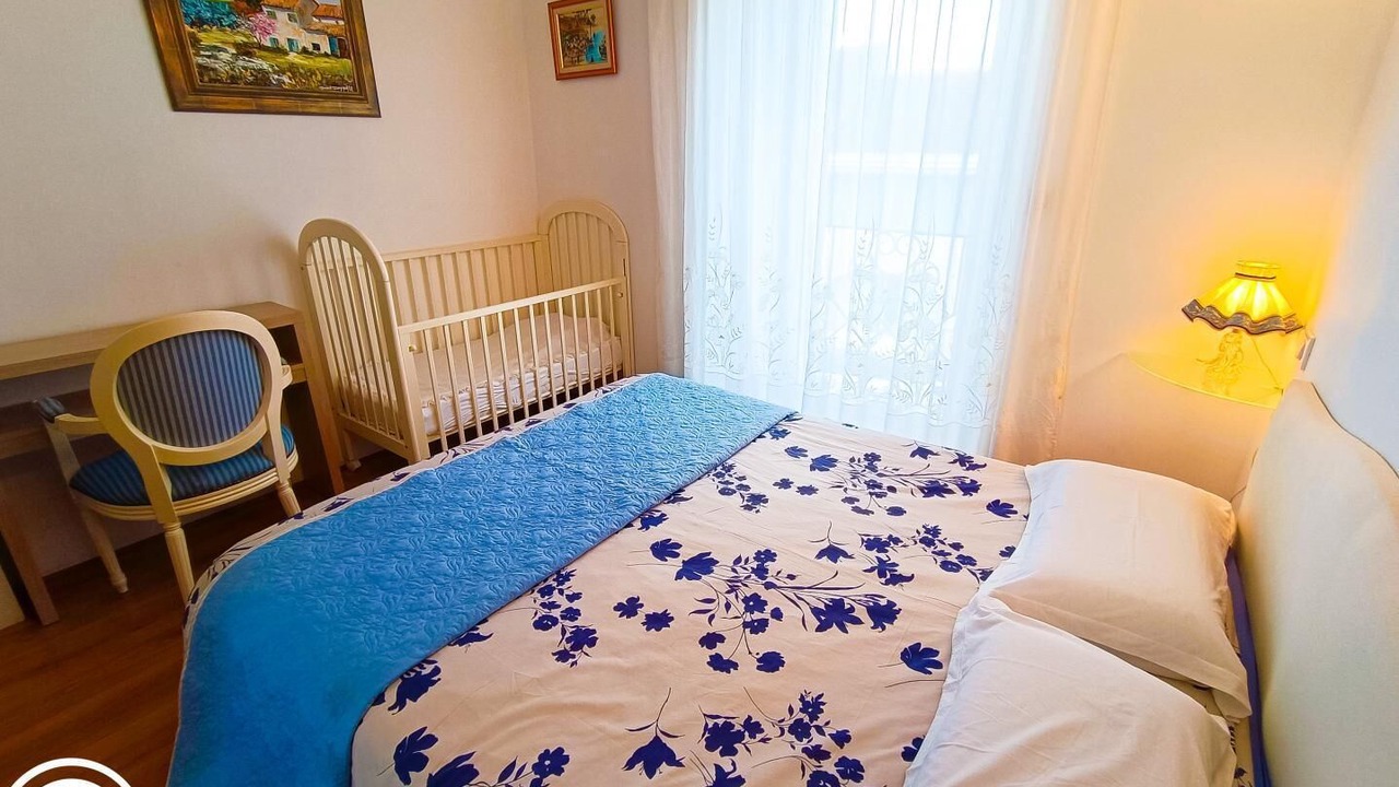 Photo of Bedroom in Saint-Vincent-Rive-d'Olt