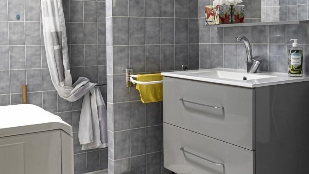 Photo of Bathroom in Castelnau-Montratier-Sainte-Alauzie