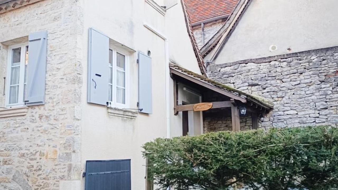 Photo of Outdoor in Martel