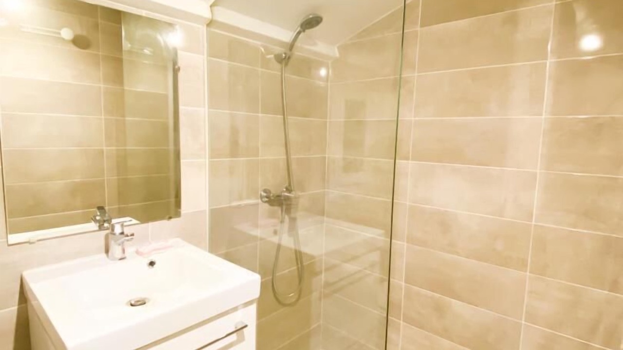 Photo of Bathroom in Gignac