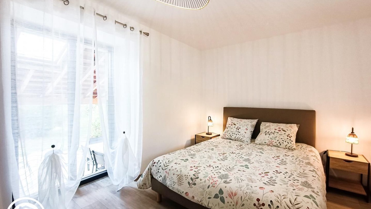 Photo of Bedroom in Thedirac