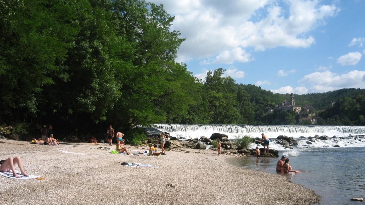 Photo of Others in Albas