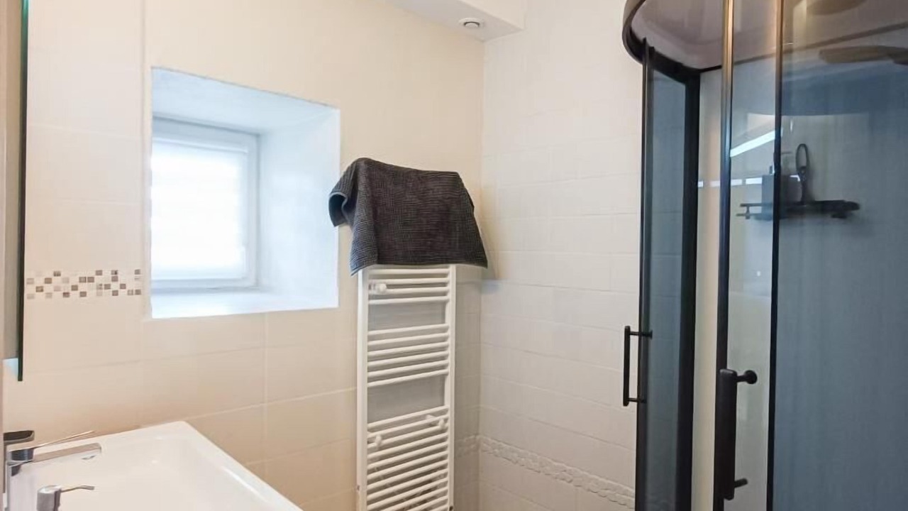 Photo of Bathroom in Mayrac