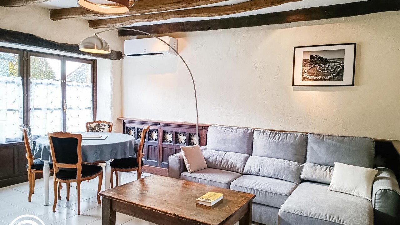 Photo of Livingroom in Degagnac