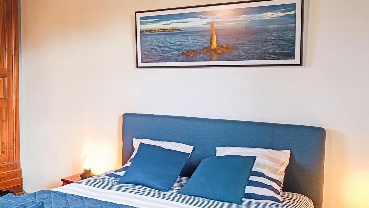 Photo of Bedroom in Degagnac
