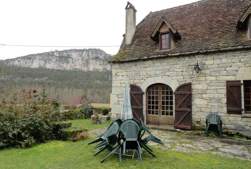 Photo of Patio Balcony in Brengues