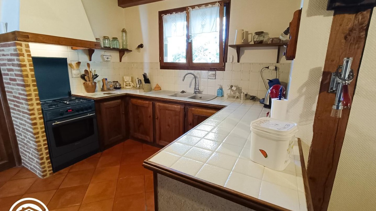 Photo of Kitchen in Trespoux-Rassiels