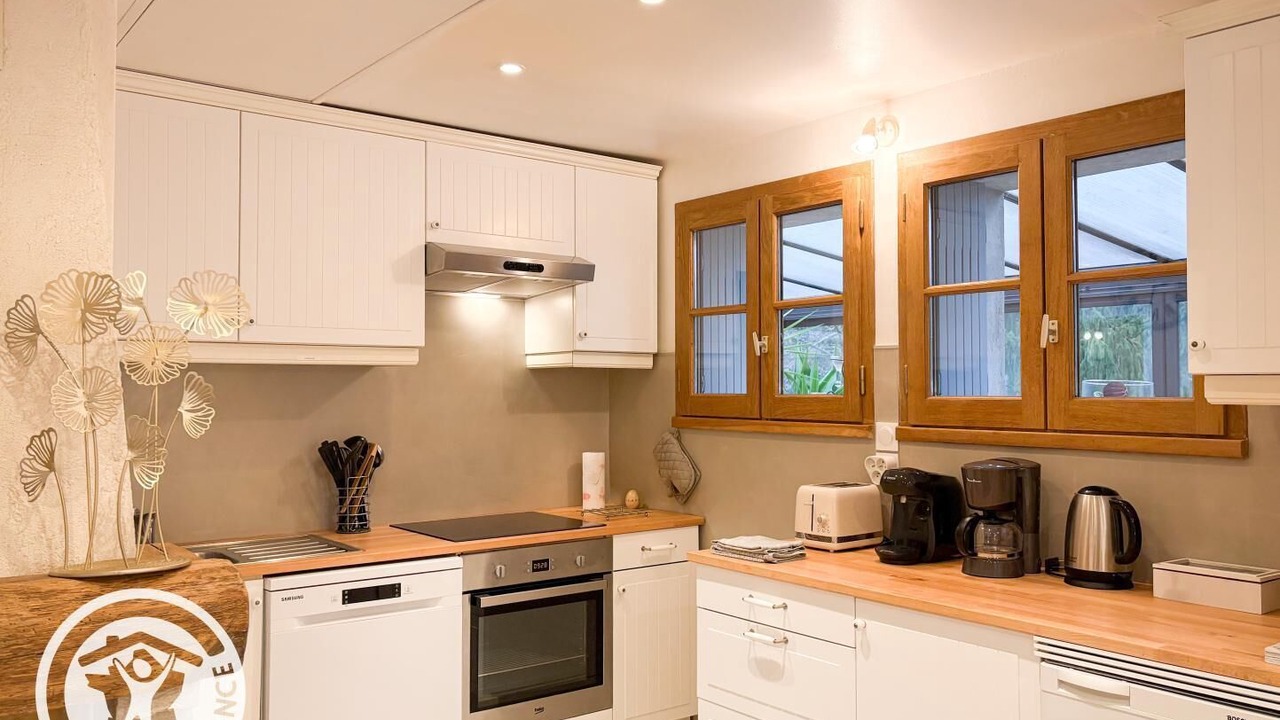 Photo of Kitchen in Saint-Medard