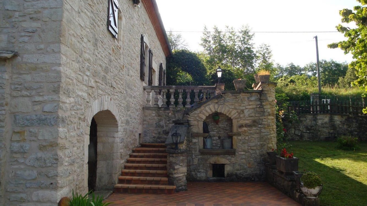 Photo of Outdoor in Martel