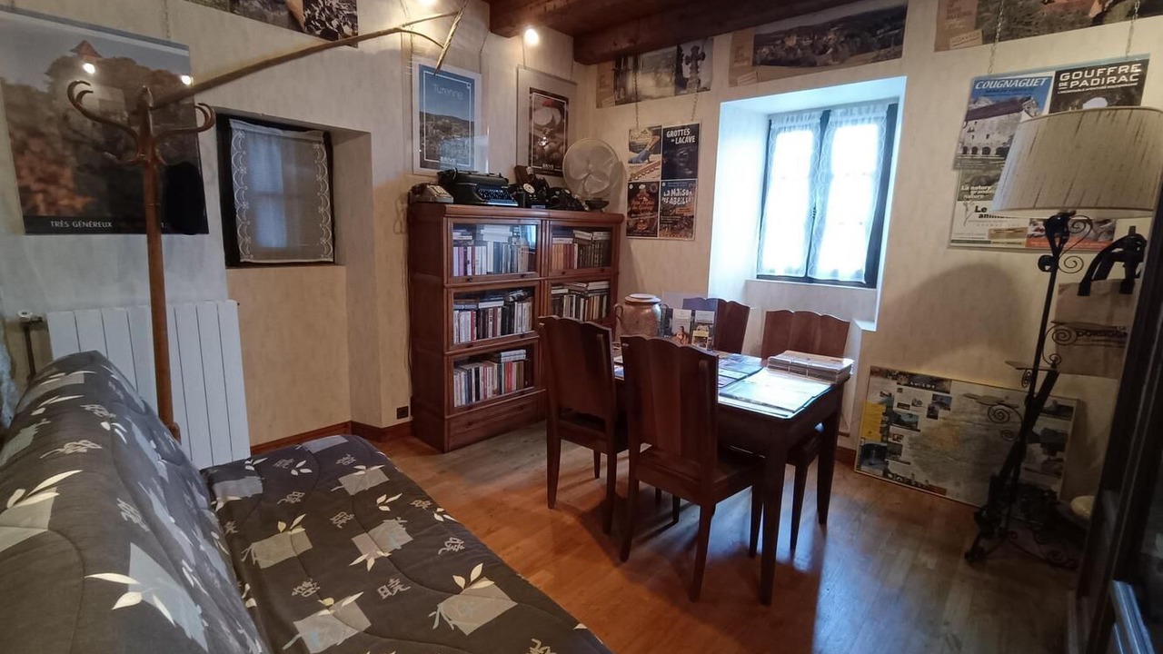 Photo of Others in Martel