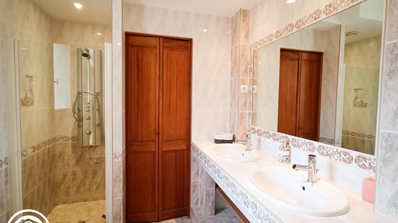 Photo of Bathroom in Villeseque