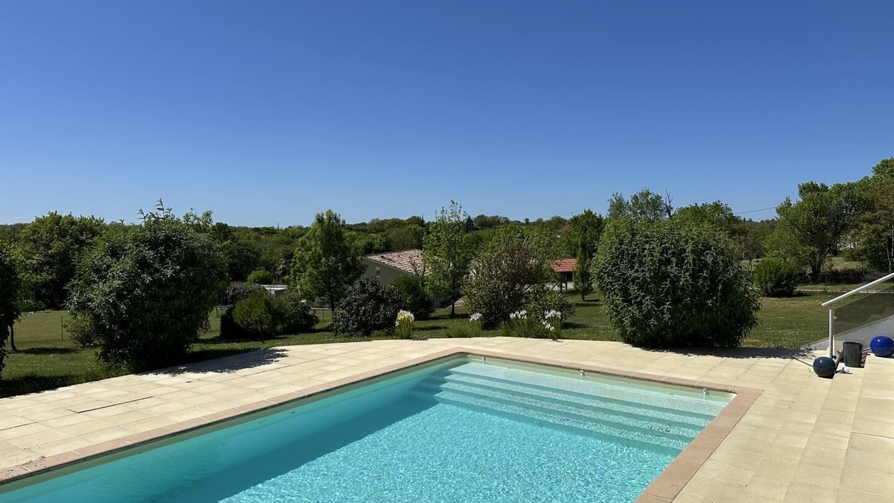 Photo of Outdoor in Villeseque