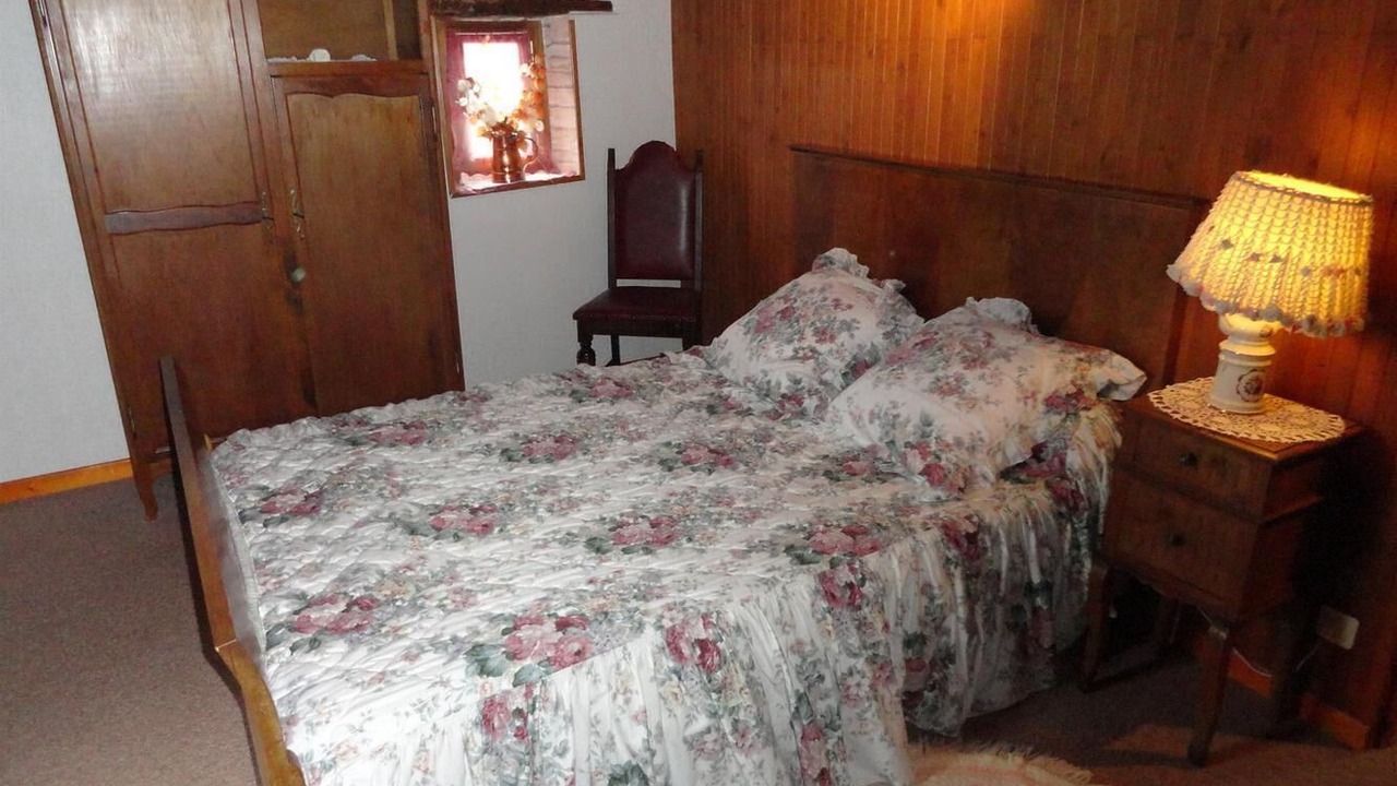 Photo of Bedroom in Brengues