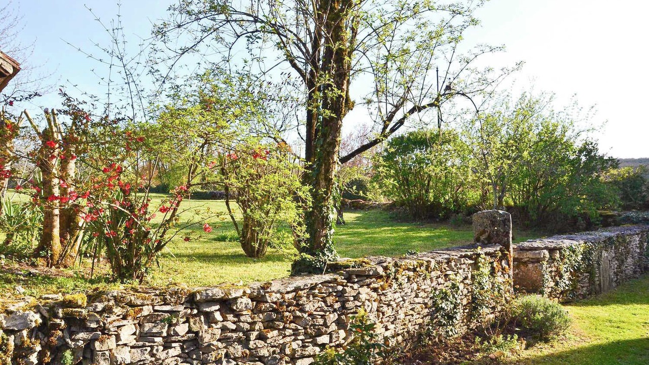 Photo of Outdoor in Montvalent