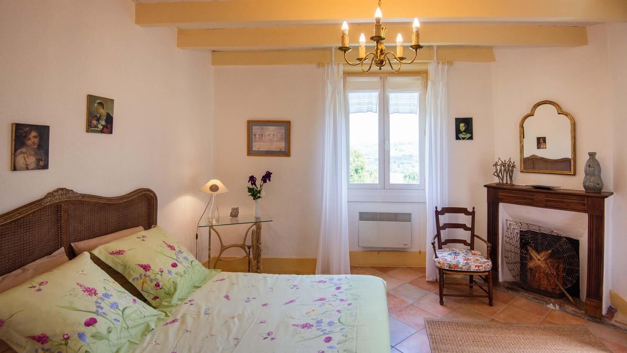 Photo of Bedroom in Figeac